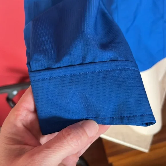 BNWOT royal blue Duluth Trading Co. long sleeve shirt - Picture 3 of 16